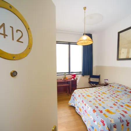 מלון Bellavista Club-caroli 3*